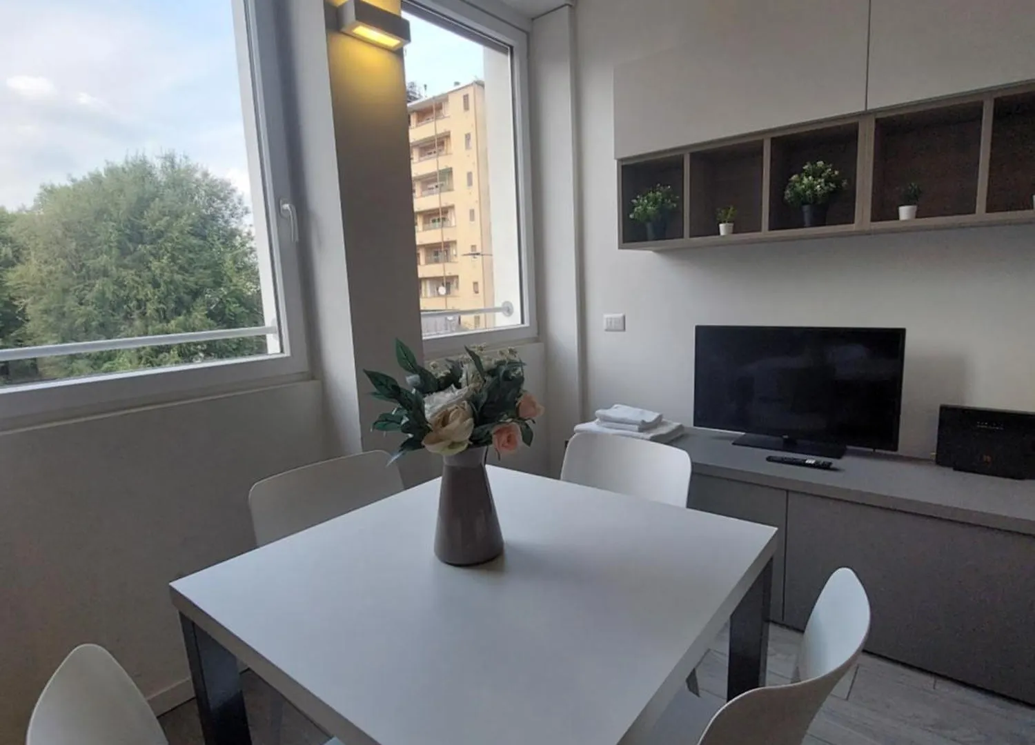 Zurigo Lifestyle Apartment Milan Italy