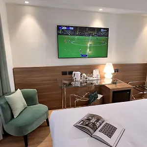 Hotel Western, Milano